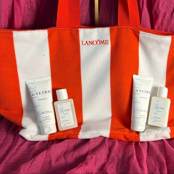 Oneiro Shower Set & Lancome Tote Bag - Picture 1 of 4